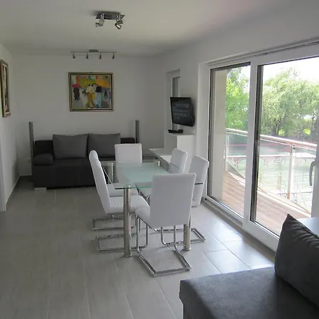 Part Apartman * Fonyod